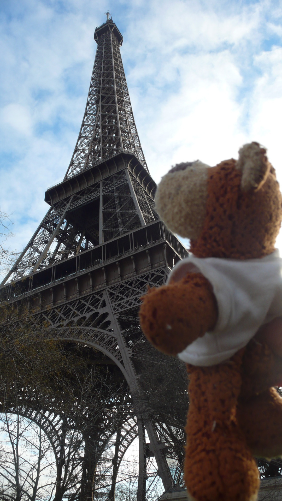 The perspective is deceptive in this picture. Bearaptu is actually bigger than that.